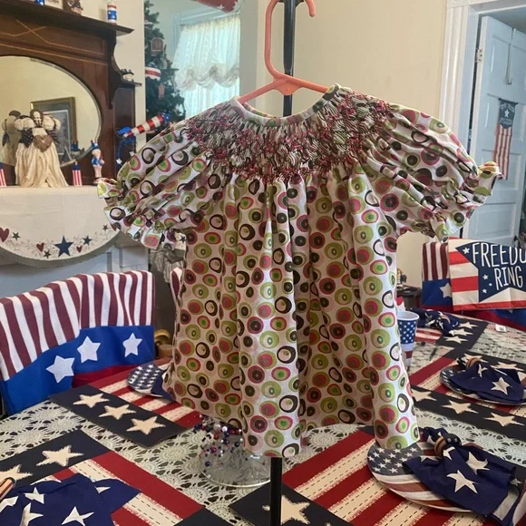 Smocked Giraffe Infant Girls Smocked Dress size 9 months - Picture 9 of 16